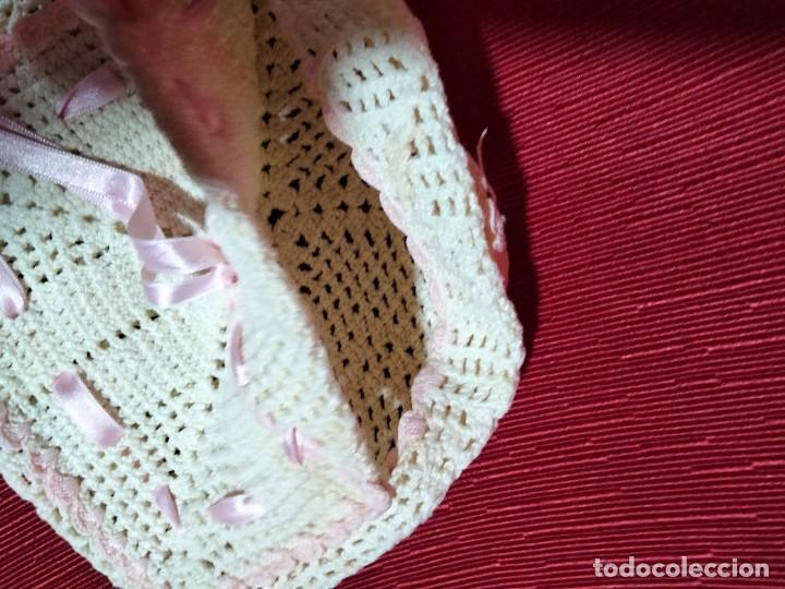 Antig&uuml;edades: cesta de ganchillos hecha a mano - Foto 3