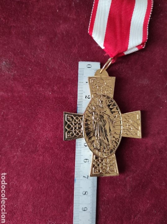 Antig&uuml;edades: Medalla Virgen del Carmen - Foto 8