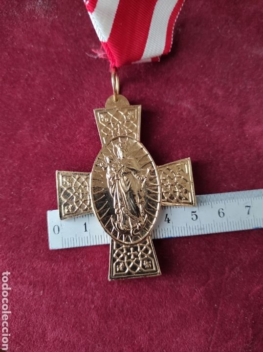 Antig&uuml;edades: Medalla Virgen del Carmen - Foto 9