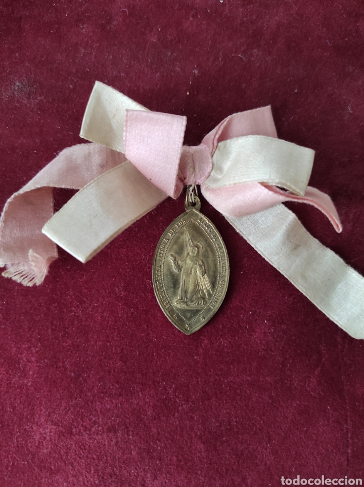 Antig&uuml;edades: Medalla BEATA IMELDA primera comuni&oacute;n - Foto 1