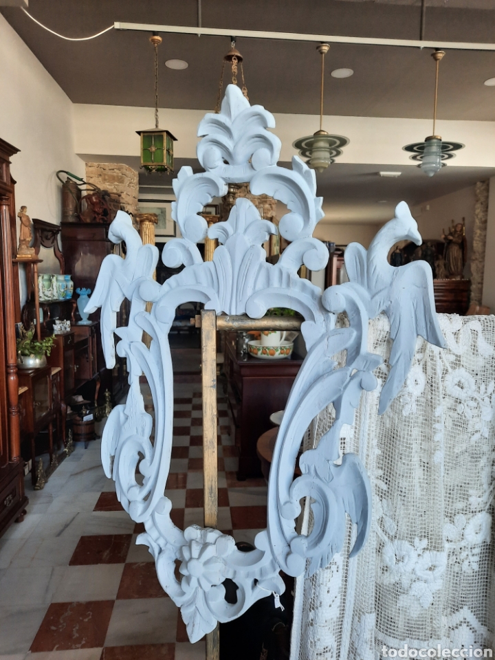 Antig&uuml;edades: Antigua cornucopia en madera pintada a la tiza - Foto 1