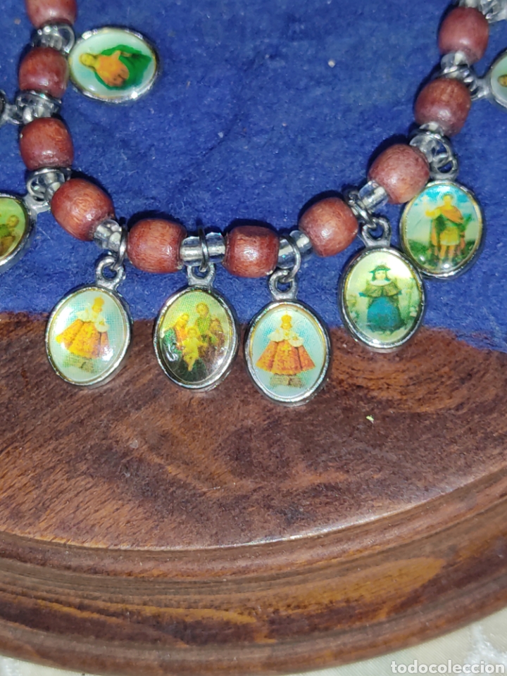 Antig&uuml;edades: Pulsera con medallas religiosas. - Foto 4