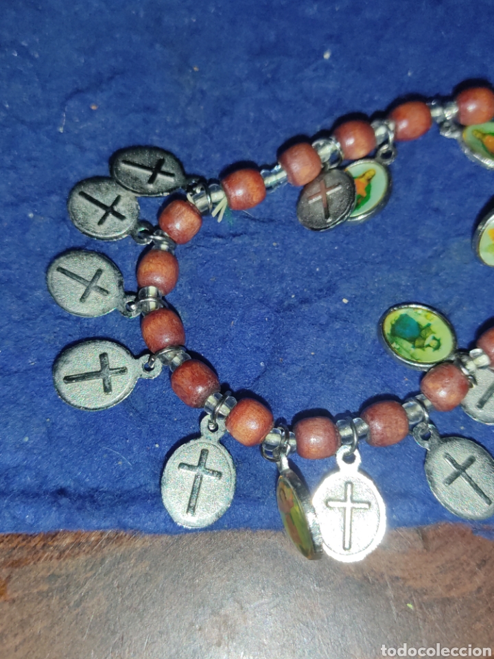Antig&uuml;edades: Pulsera con medallas religiosas. - Foto 6