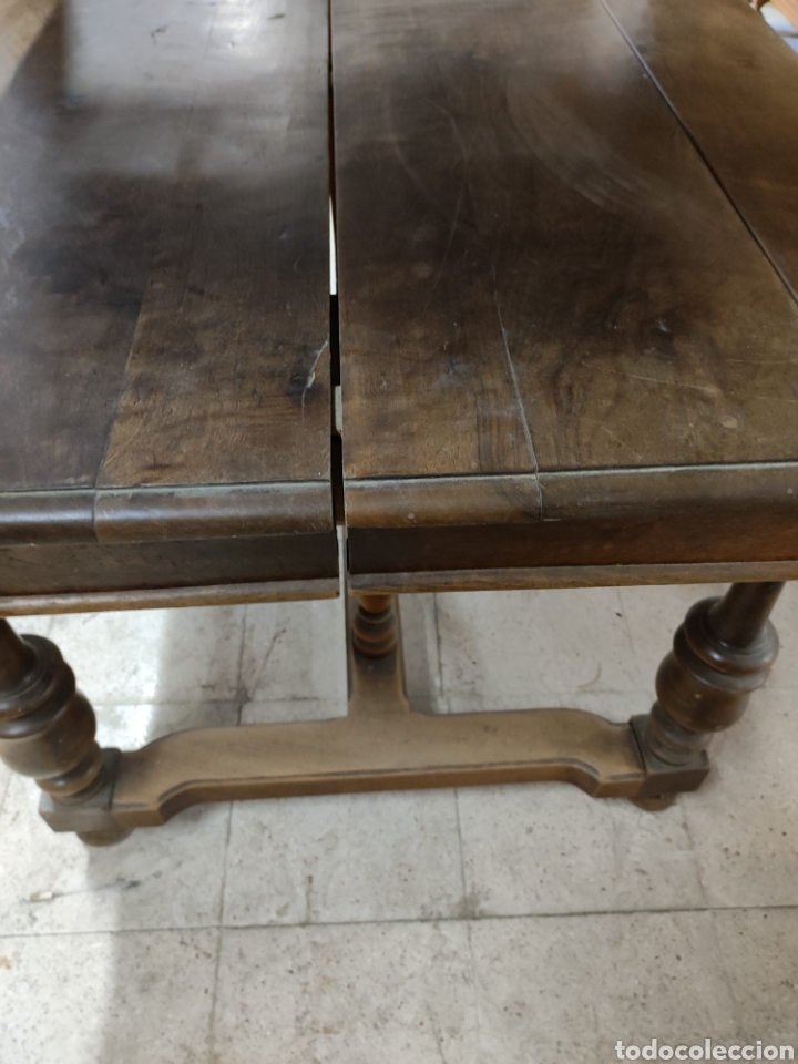 Antig&uuml;edades: Mesa comedor nogal - Foto 4