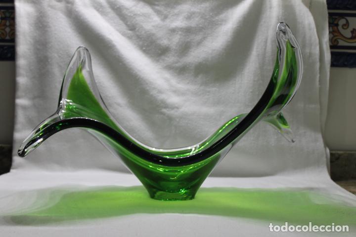 Antig&uuml;edades: CENTRO DE MESA EN CRISTA DE MURANO VERDE - Foto 2