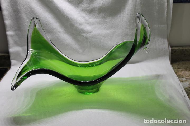 Antig&uuml;edades: CENTRO DE MESA EN CRISTA DE MURANO VERDE - Foto 8
