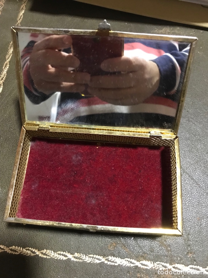 Antig&uuml;edades: Joyero antiguo de n&aacute;car con medalla - Foto 6