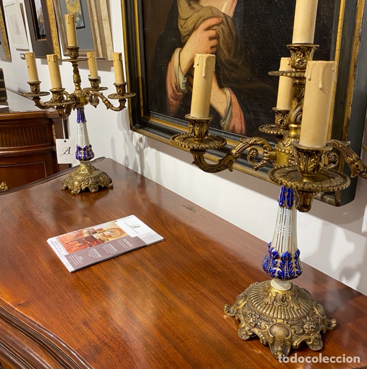 Antig&uuml;edades: Pareja de candelabros - Foto 5