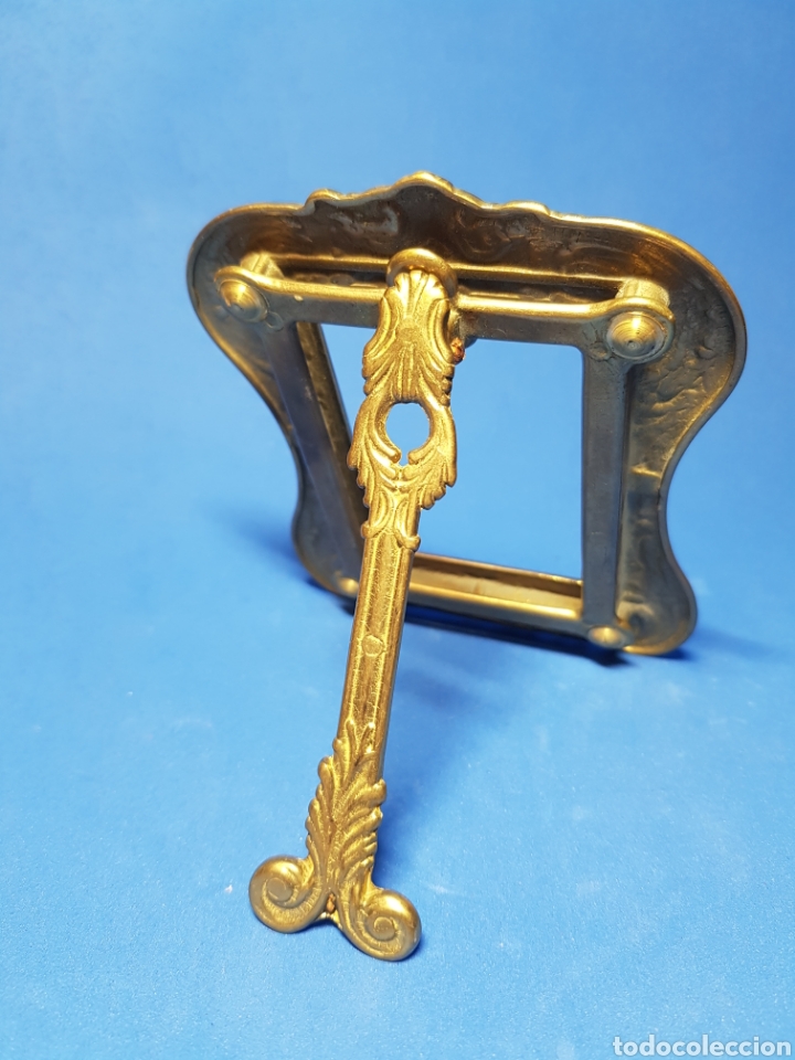 Antig&uuml;edades: Marco de bronce - Foto 2