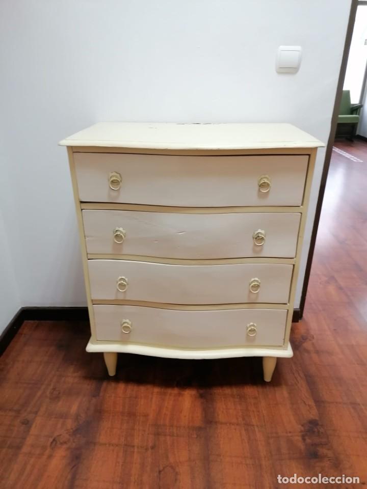 Antig&uuml;edades: C&Oacute;MODA EN BLANCO Y CREMA - Foto 2