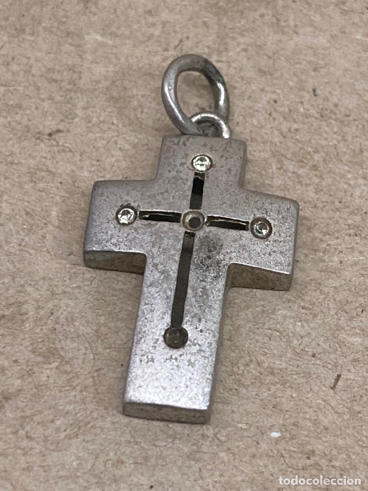 Antig&uuml;edades: Cruz de plata - Foto 1