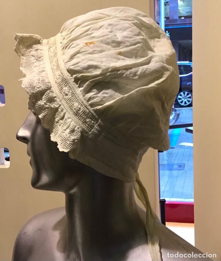 Antig&uuml;edades: ANTIGUO GORRO DE ENCAJE S. XIX - Foto 3