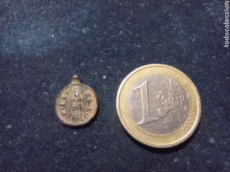Antig&uuml;edades: PEQUE&Ntilde;A MEDALLA A IDENTIFICAR - Foto 1
