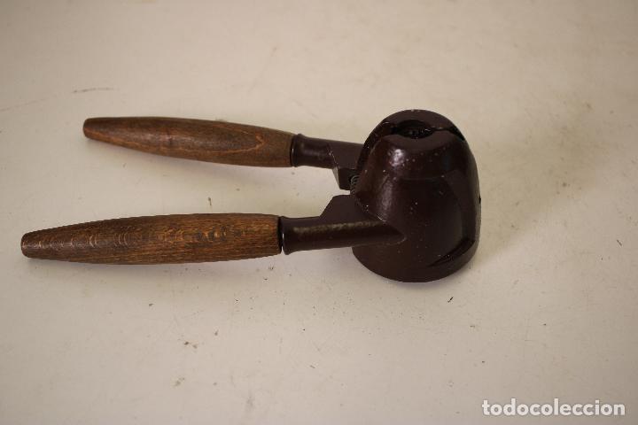 Antig&uuml;edades: ANTIGUO CASCANUECES - Foto 4