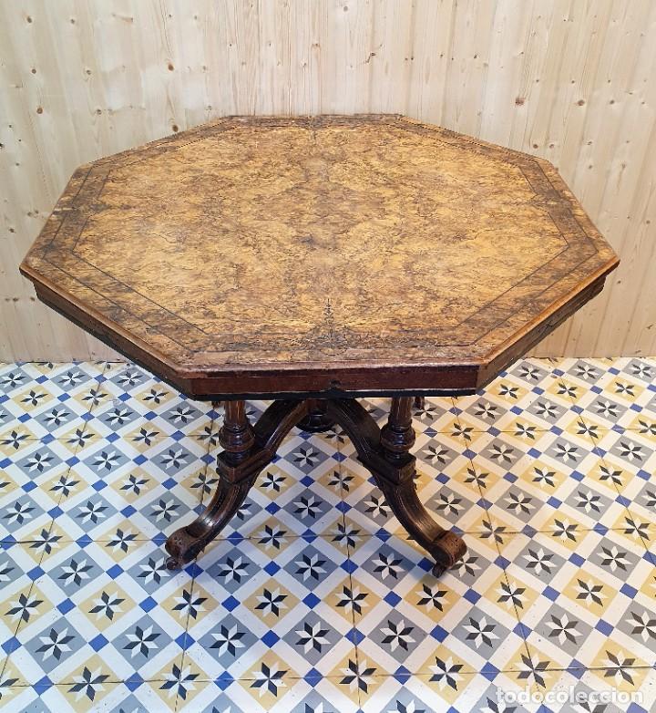 Antig&uuml;edades: MESA AUXILIAR OCTOGONAL RAIZ DE NOGAL - Foto 5