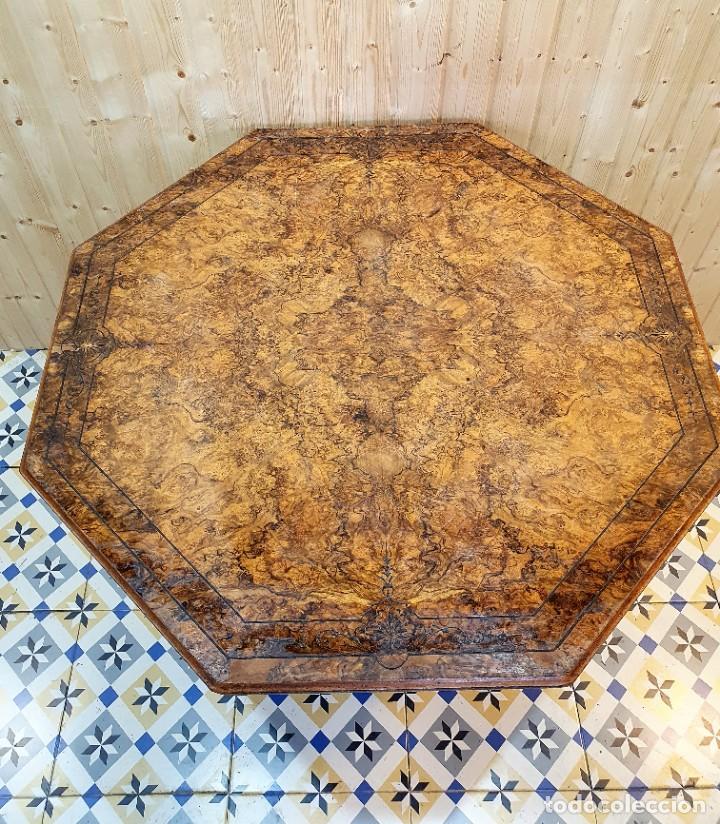Antig&uuml;edades: MESA AUXILIAR OCTOGONAL RAIZ DE NOGAL - Foto 6