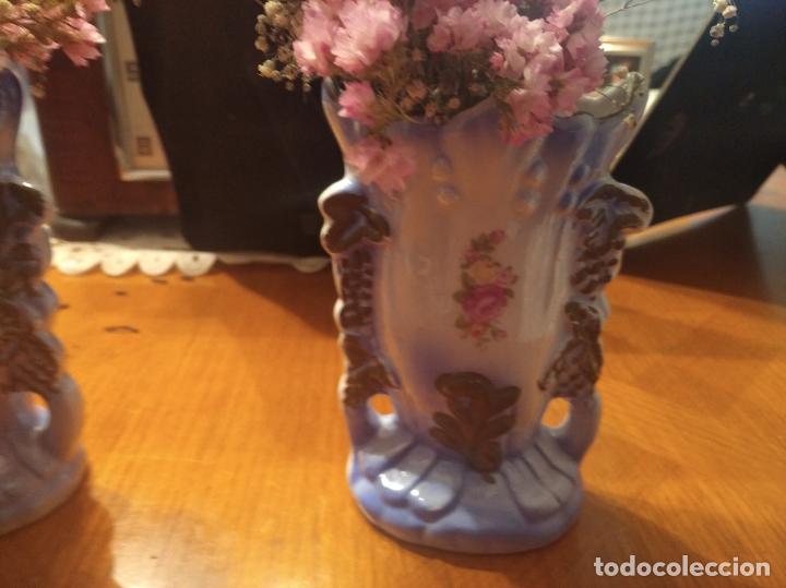 Antig&uuml;edades: Jarrones violeteros isabelinos en perfecto estado. - Foto 4