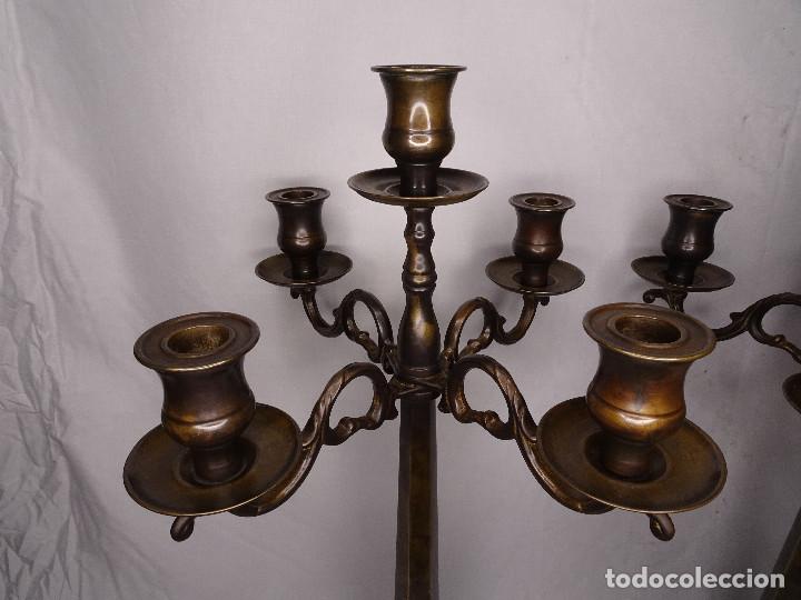 Antig&uuml;edades: Candelabro Art Deco en bronce (2 piezas) - Foto 2