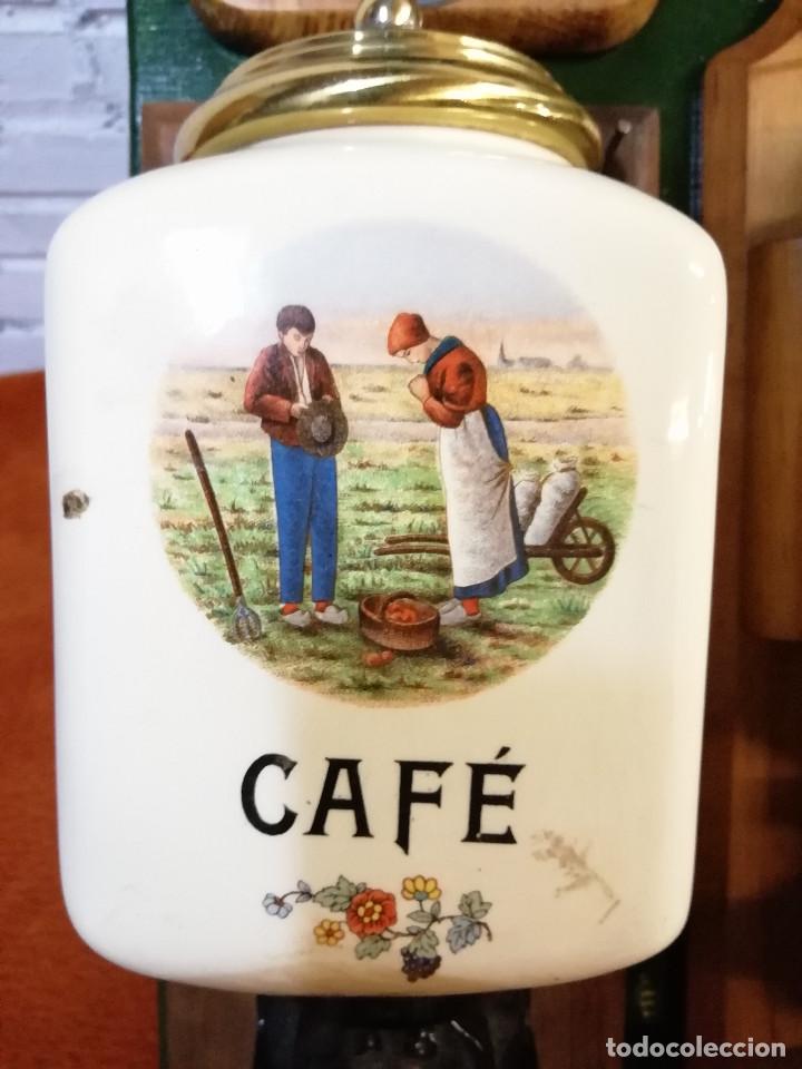 Antig&uuml;edades: Precioso molinillo de caf&eacute; Angelus de Millet