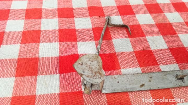 Antig&uuml;edades: lampara de aceite, candil / cal906 - Foto 2