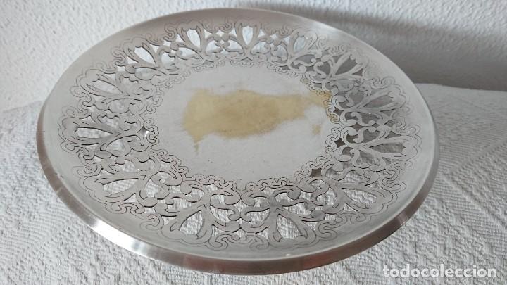 Antig&uuml;edades: BANDEJA ST. MEDARD, FRANCESA, 26 CM. - Foto 3