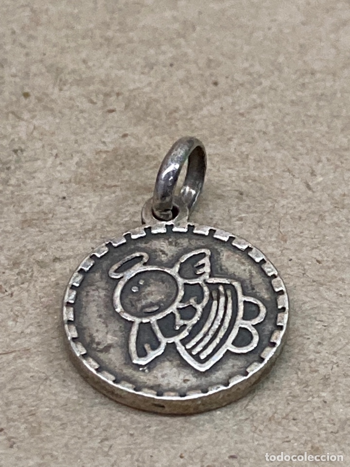 Antig&uuml;edades: Medalla religiosa de plata - Foto 1