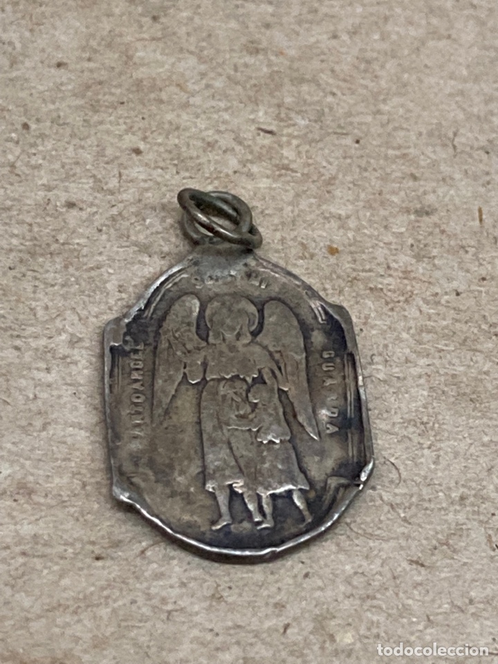 Antig&uuml;edades: Medalla de plata religiosa - Foto 2