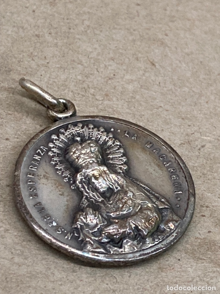 Antig&uuml;edades: Medalla de plata religiosa - Foto 2