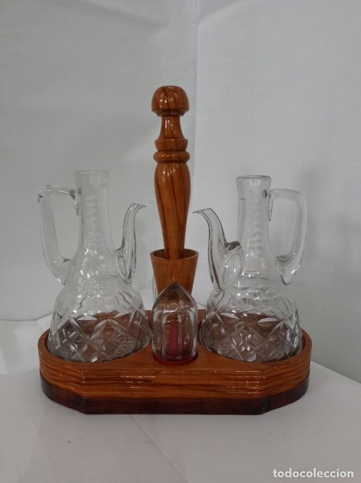 Antig&uuml;edades: Combo vinagrera aceitera. - Foto 1