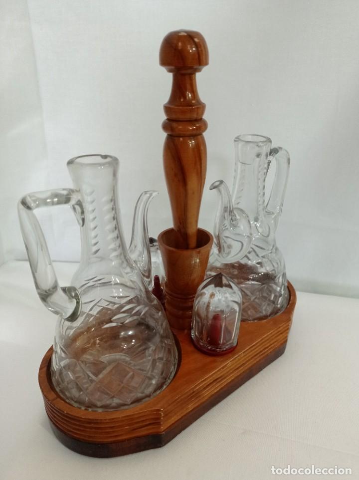Antig&uuml;edades: Combo vinagrera aceitera. - Foto 2