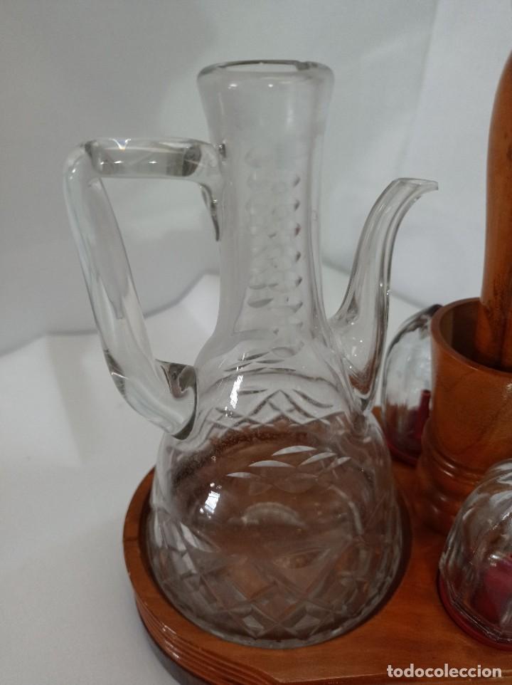 Antig&uuml;edades: Combo vinagrera aceitera. - Foto 3