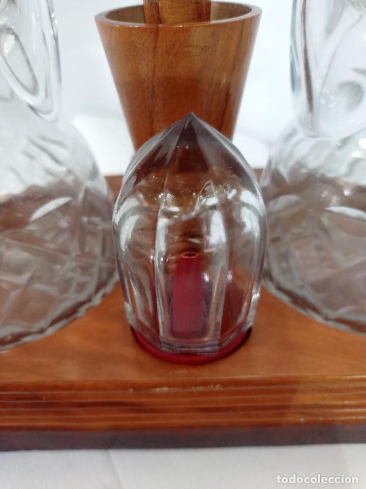 Antig&uuml;edades: Combo vinagrera aceitera. - Foto 4