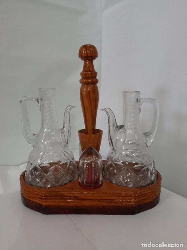 Antig&uuml;edades: Combo vinagrera aceitera. - Foto 6