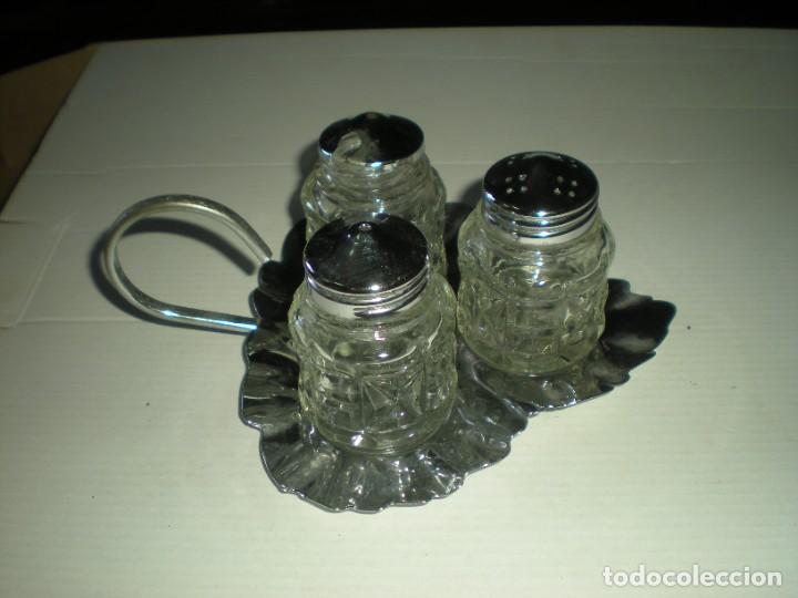 Oggetti Antichi: CONJUNTO DE SALEROS EN ACERO Y CRISTAL