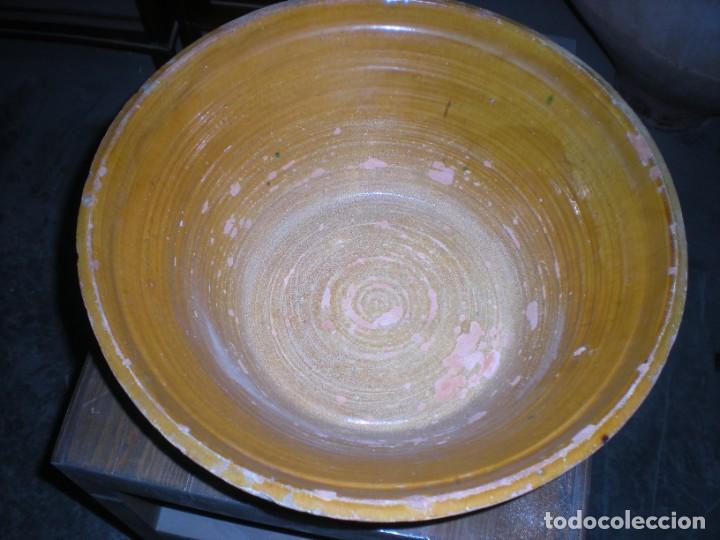 Antig&uuml;edades: LEBRILLO BARRO D41cm h17cm - Foto 2