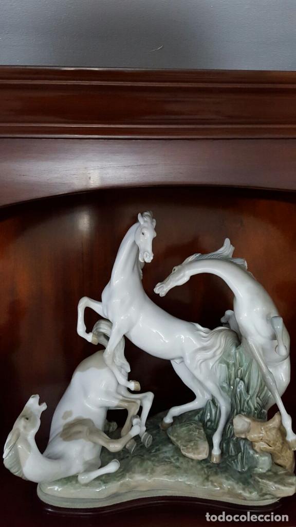 Antig&uuml;edades: 3 Caballos de Lladr&oacute; - Foto 1