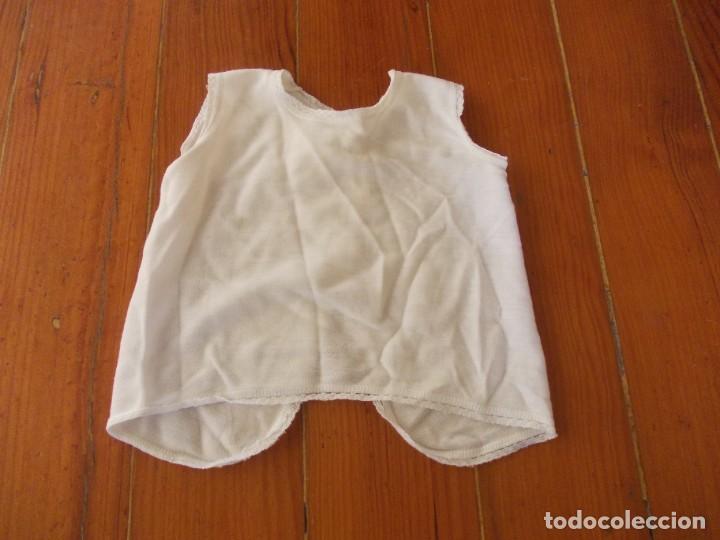 Antig&uuml;edades: vintage chaleco fino bebe - Foto 2