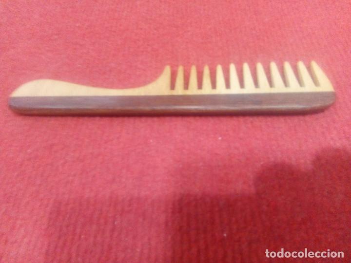 Antig&uuml;edades: PEINE DE MADERA NUEVO A ESTRENAR - Foto 2