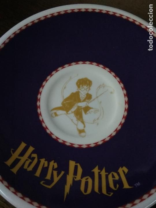 Antig&uuml;edades: Plato Harry Potter. Vitrina 4 - Foto 2