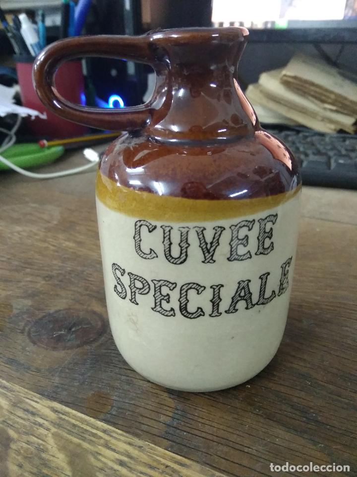 Antig&uuml;edades: Jarra barro Cuvee Speciale. Vitrina 1 - Foto 2
