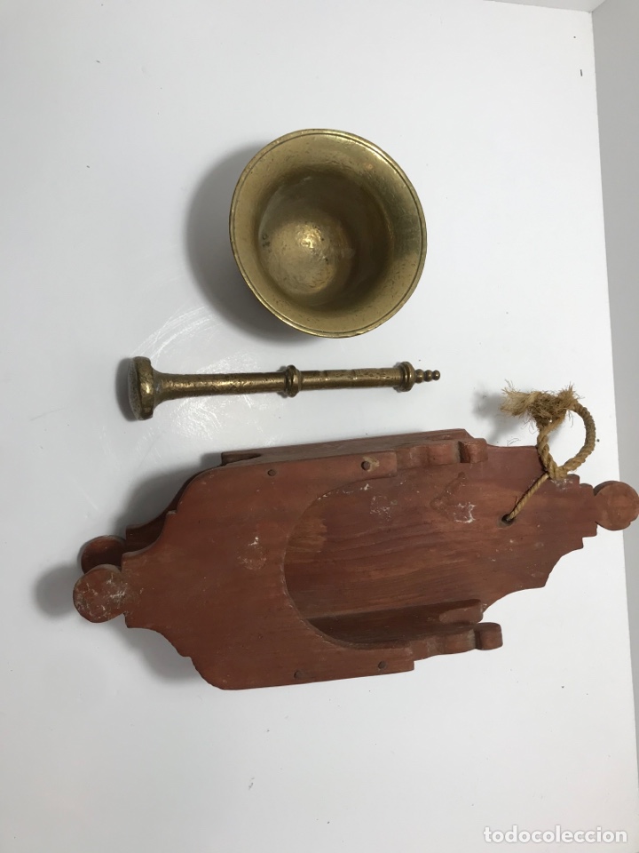 Antig&uuml;edades: Mortero de bronze con soporte - Foto 2