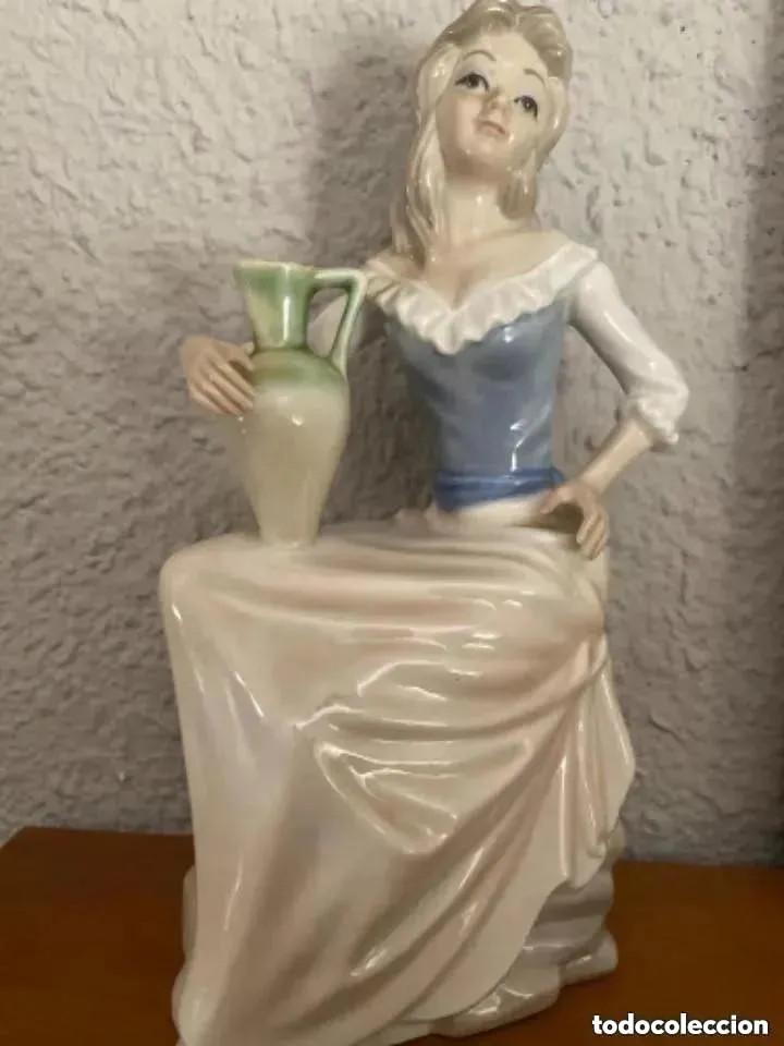 Antiguidades: ANTIGUA FIGURA MUJER CON VASIJA PORCELANA TENGRA ESPA&Ntilde;A
