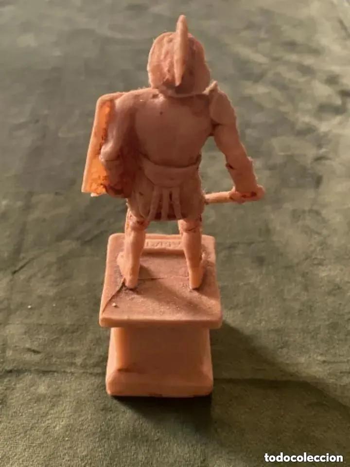 Antig&uuml;edades: FIGURA GLADIADOR ROMANO - Foto 2