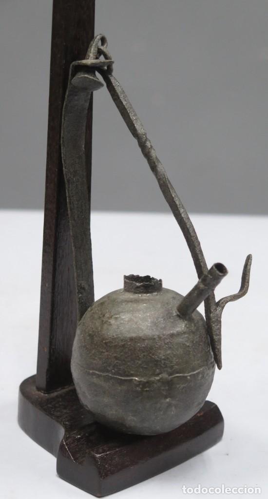 Antig&uuml;edades: CANDIL DE BOLA - Foto 1