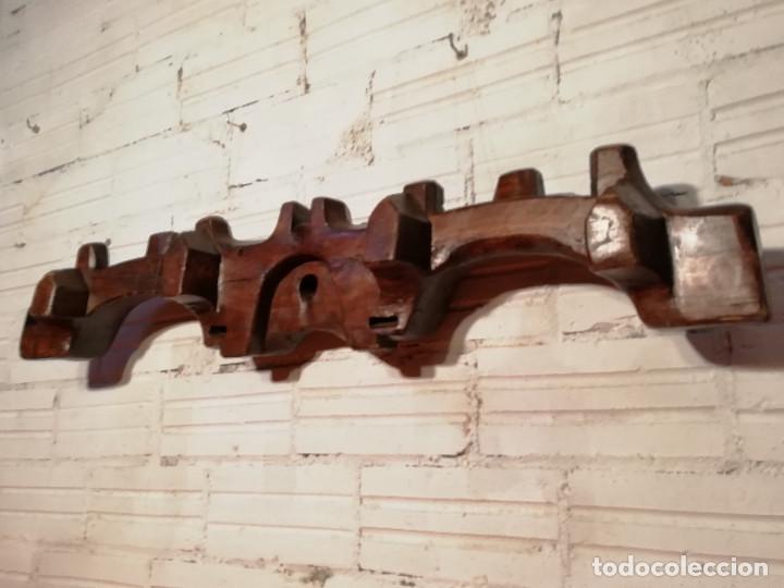Antig&uuml;edades: Yugo antiguo de madera - Foto 5