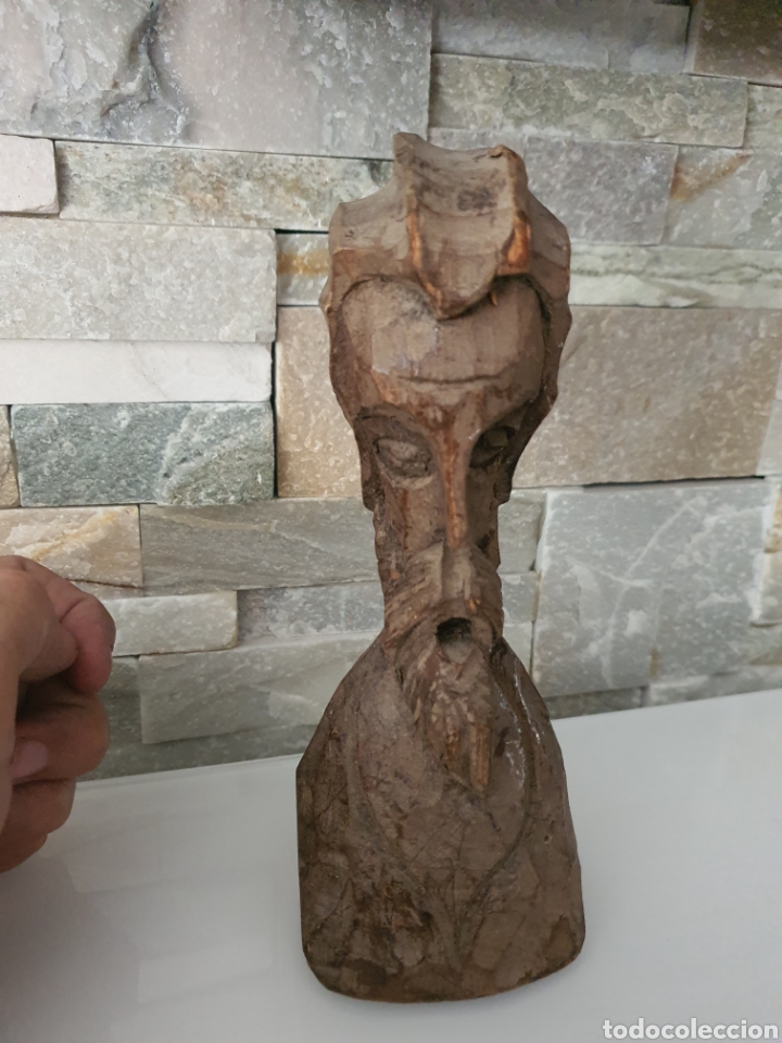 Antiguidades: Antigua Talla de madera realizada a mano .