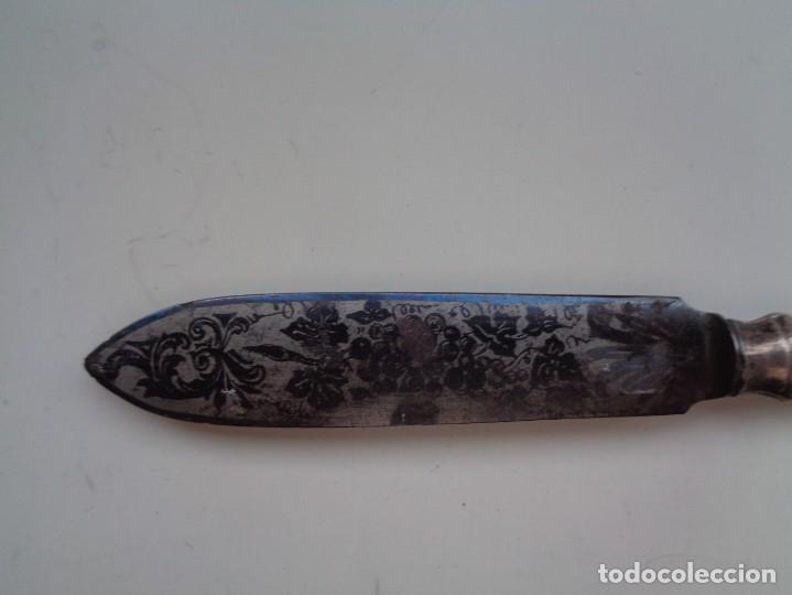 Antig&uuml;edades: ANTIGUO CUCHILLO PARA MANTEQUILLA CON MANGO DE PLATA - Foto 2