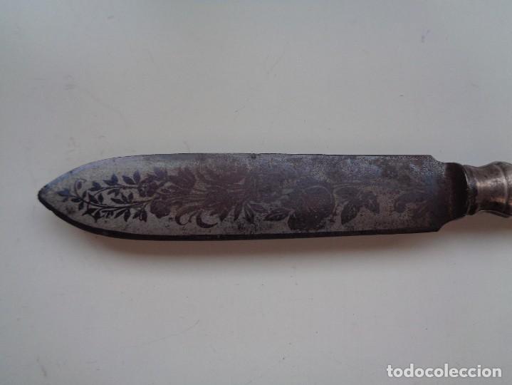 Antig&uuml;edades: ANTIGUO CUCHILLO PARA MANTEQUILLA CON MANGO DE PLATA - Foto 4