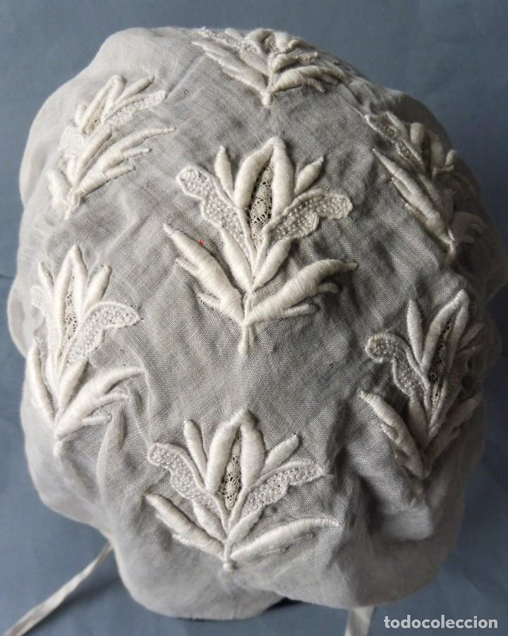 Antig&uuml;edades: ANTIGUO GORRO DE ENCAJE S. XIX - Foto 2
