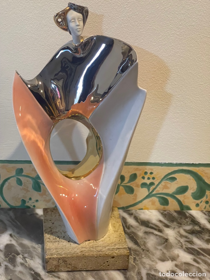 Antig&uuml;edades: Figura de Galos mujer - Foto 1